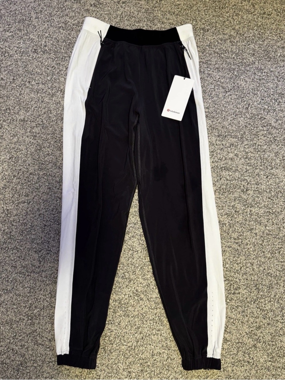 Lululemon Adapted State HR Jogger Glow Size 6 NWT